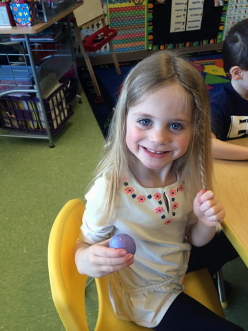Pre-K student dying Easter Eggs